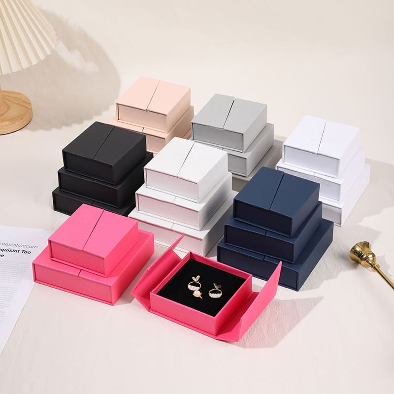 Custom paper jewelry boxes in multiple colors for earrings and jewelry gifts